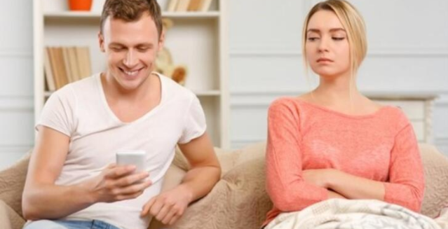 İlişkide Kıskançlıkla Nasıl Başa Çıkılır?