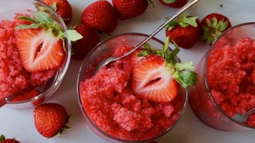 Çilek & Rose Granita Tarifi