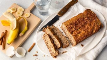 Düşük Karbonhidratlı Muzlu Ekmek Tarifi