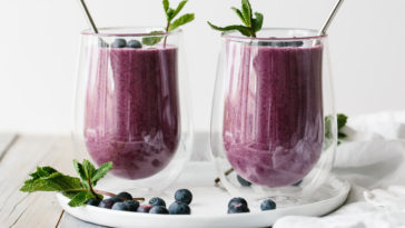 Yabanmersinli Smoothie Tarifi