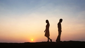 Ayrılmak İstediğinizi Nasıl Söyleyeceğinize Dair 3 İpucu