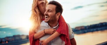 Seni Gerçekten Sevip Sevmediğini Öğrenmenin 3 Yolu