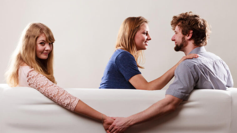 Aldatma Olasılığı En Yüksek Olan Burçlar