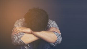 Kendimden Nefret Ediyorum Duygusu ile Nasıl Başa Çıkılır?